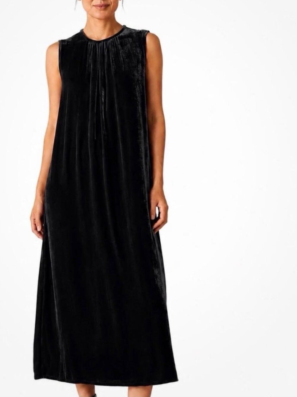 Eileen Fisher NWT $378  Black Velvet Pleated Sleeveless Maxi Dress – Size M